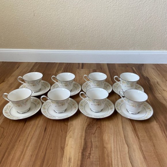 NORITAKE Ivory China BLOSSOM TIME 7150 Pattern Tea Cup and Saucer Set 16 Pieces - Picture 1 of 8